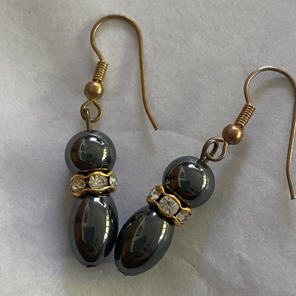 VINTAGE GOLD Faux diamond earrings - Picture 3 of 3